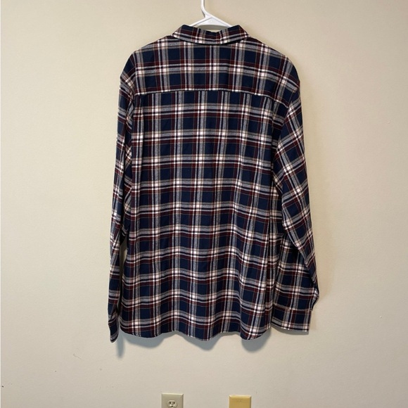 NWT Mens Plaid Buttondown - Picture 3 of 3